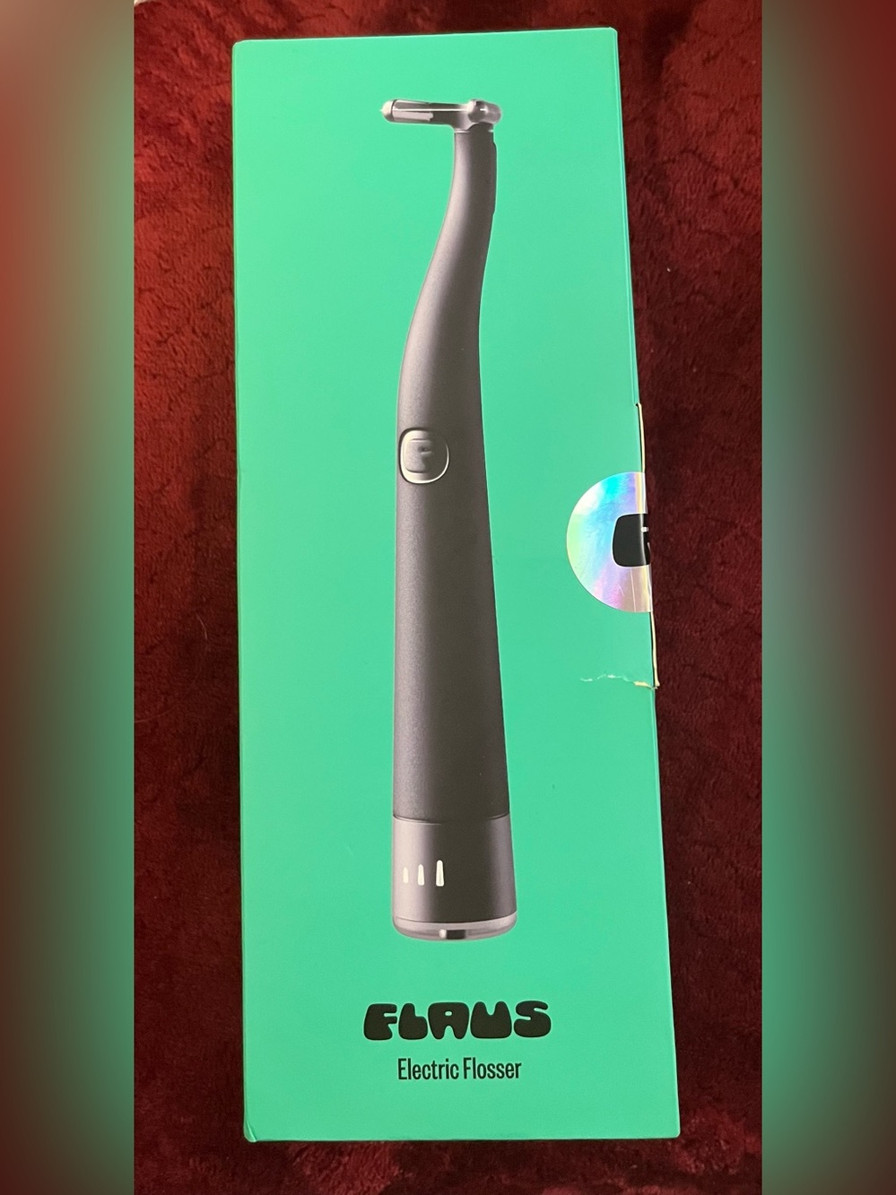 FLAUS Electric Flosser in Black starter kit